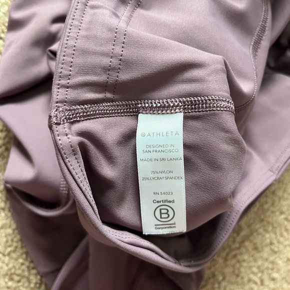 Athleta Ultimate Stash Pocket 7/8 Tight size Small - Picture 11 of 11